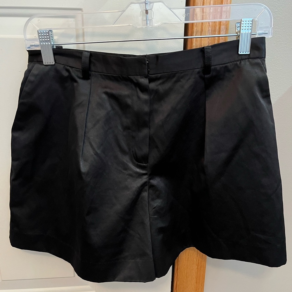 Kate Young for Target black cotton blend shiny satin like pleated shorts. Size 4